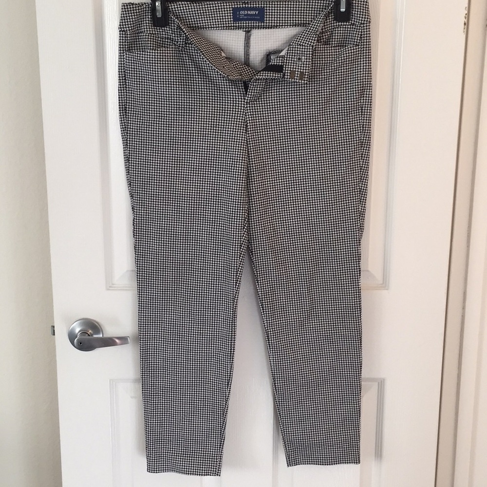 Old Navy Houndstooth Pixie Pants - image 1
